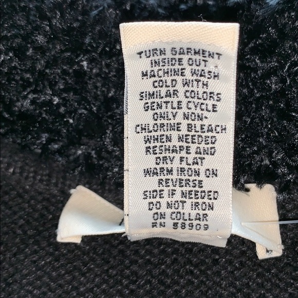 🎅🏼CHRISTMAS🎄VEST❤️ - Picture 5 of 8